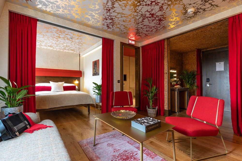 Hotel Megaro 38/67