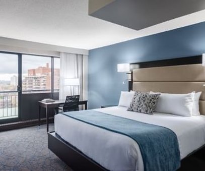 Embassy Hotel And Suites Ottawa 1/7