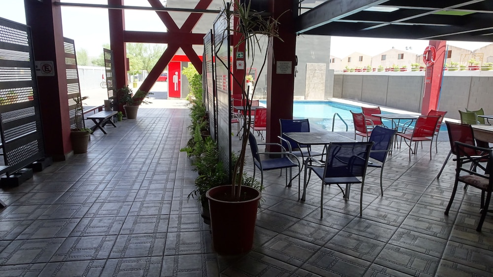 Hotel El Dorado Hermosillo 23/37