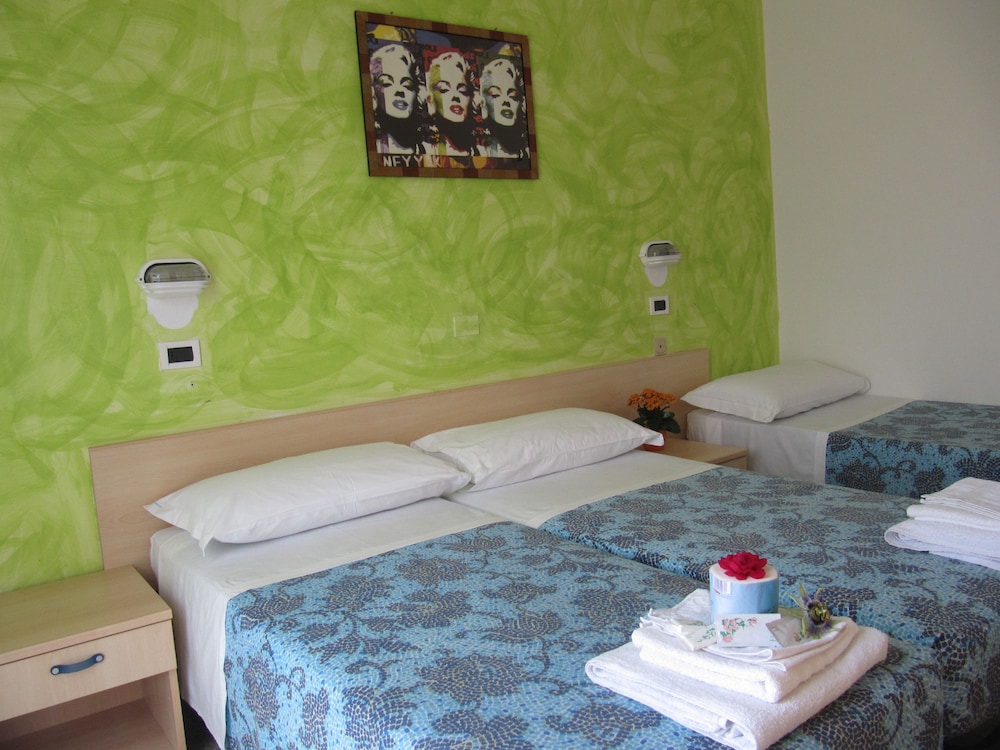 Villa Elia Hotel 23/40
