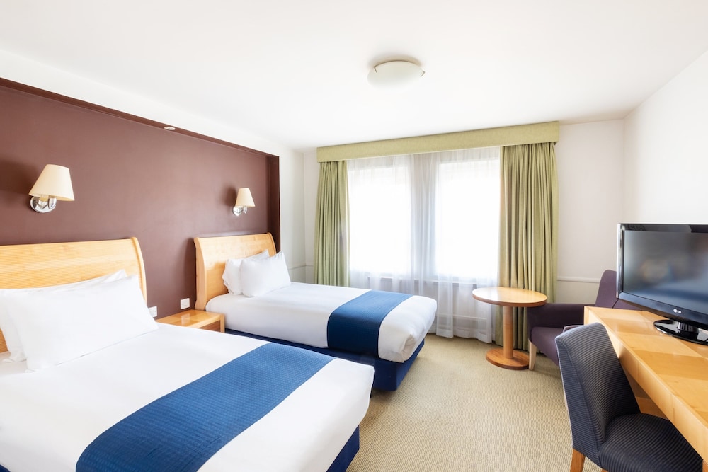 Holiday Inn London - Bexley 8/58