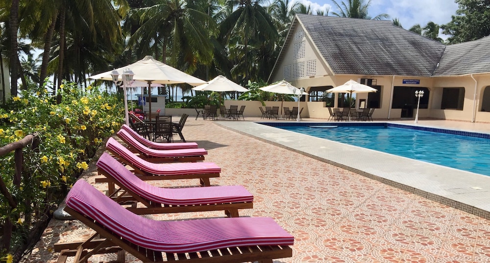 Oceanic Bay Hotel and Resort 39/43