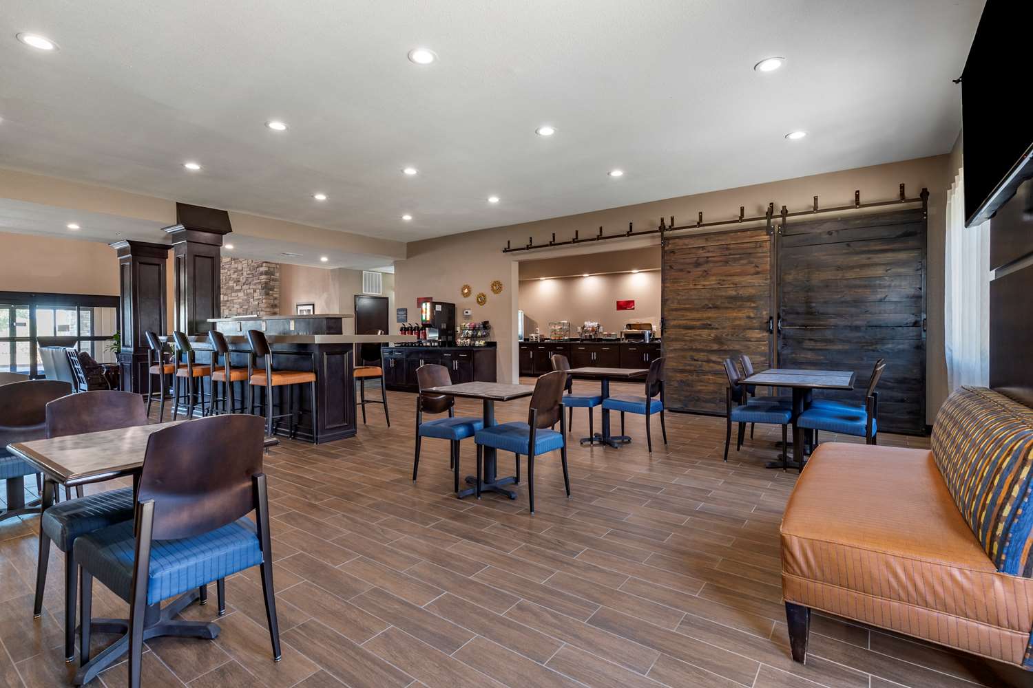 Best Western Plus Big Lake Inn 10/15