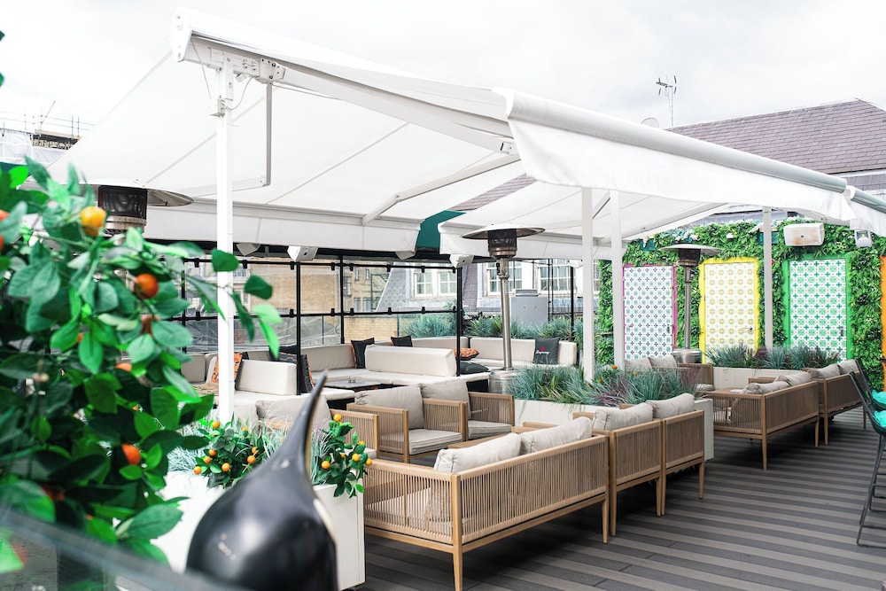 Courthouse Hotel London in LONDON