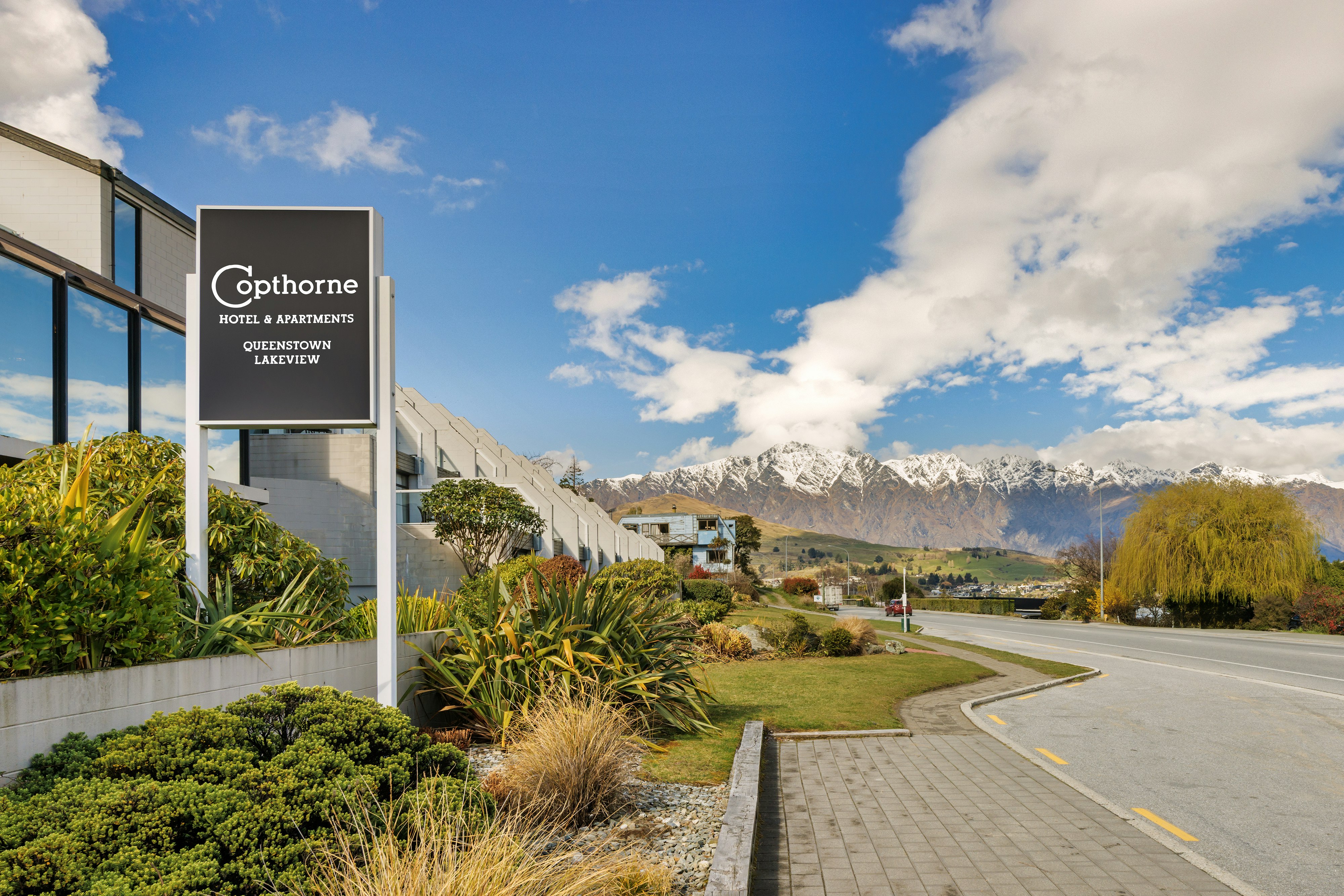 Copthorne Hotel and Apartments Queenstown Lakeview 23/28