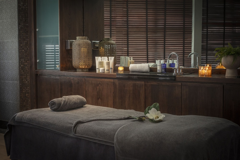 Oulton Hall Hotel, Spa & Golf Resort 25/65
