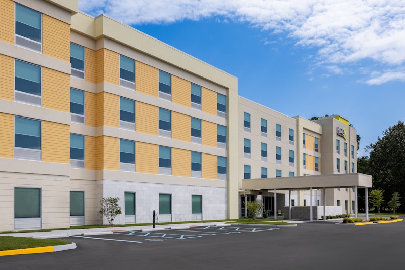 Home2 Suites by Hilton Virginia Beach Princess Anne 30/31