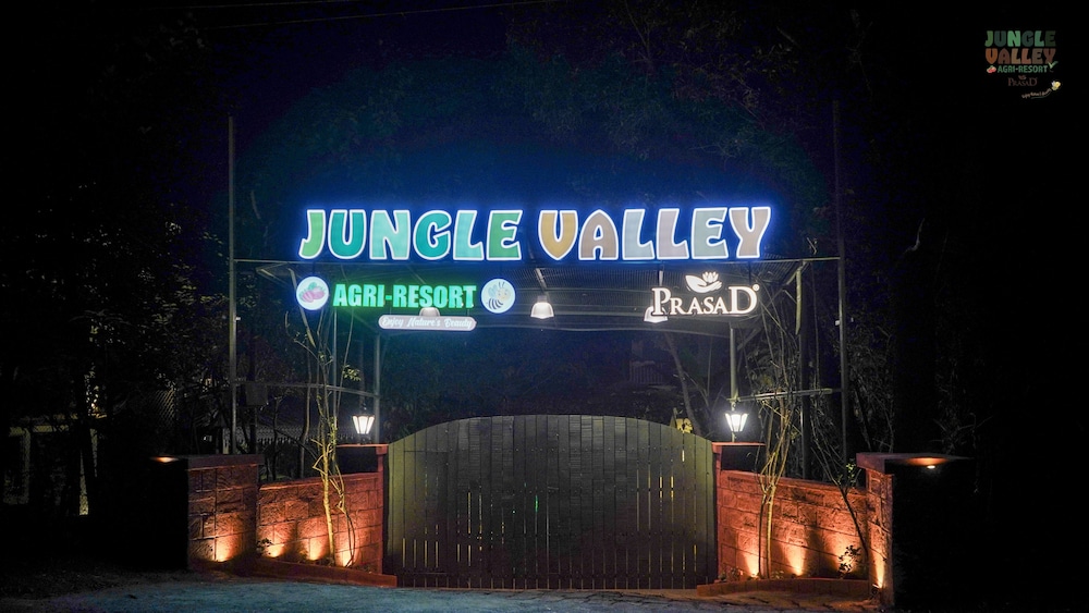 Jungle Valley Agriculture Resort 3/47