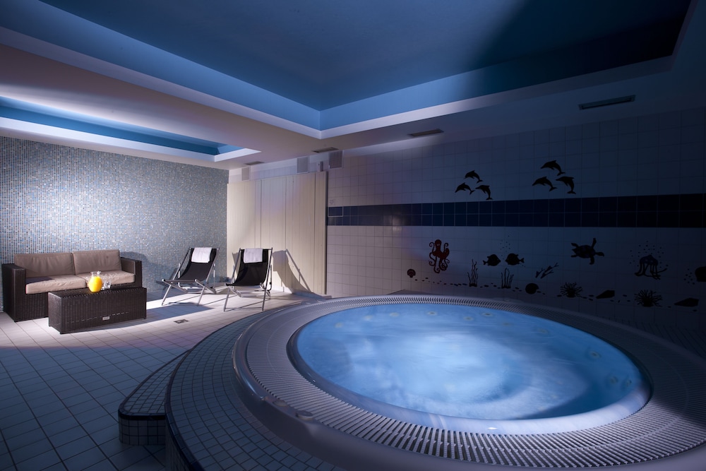 COLORFACTORY SPA Hotel 25/38