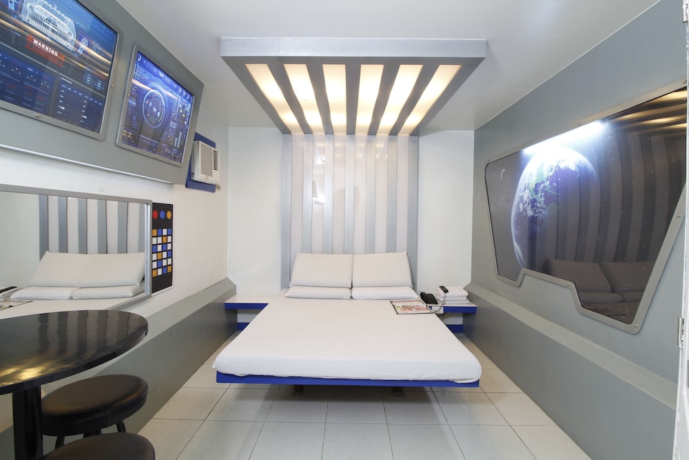 Astrotel Novaliches 27/50
