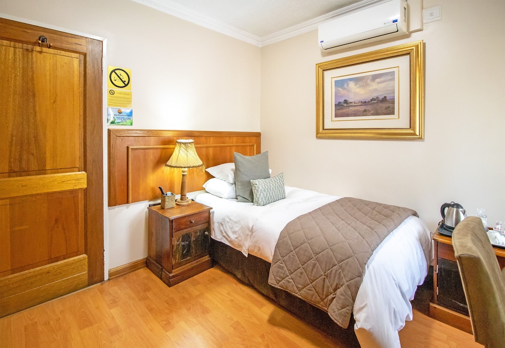 Sunward Park Guesthouse 9/50