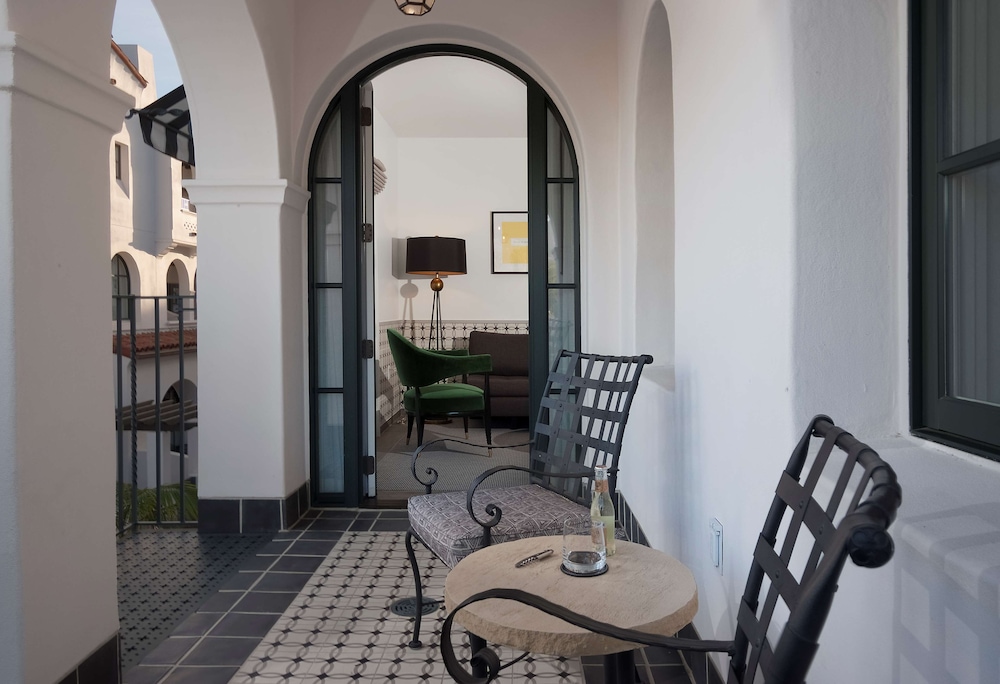 HOTEL CALIFORNIAN 24/48