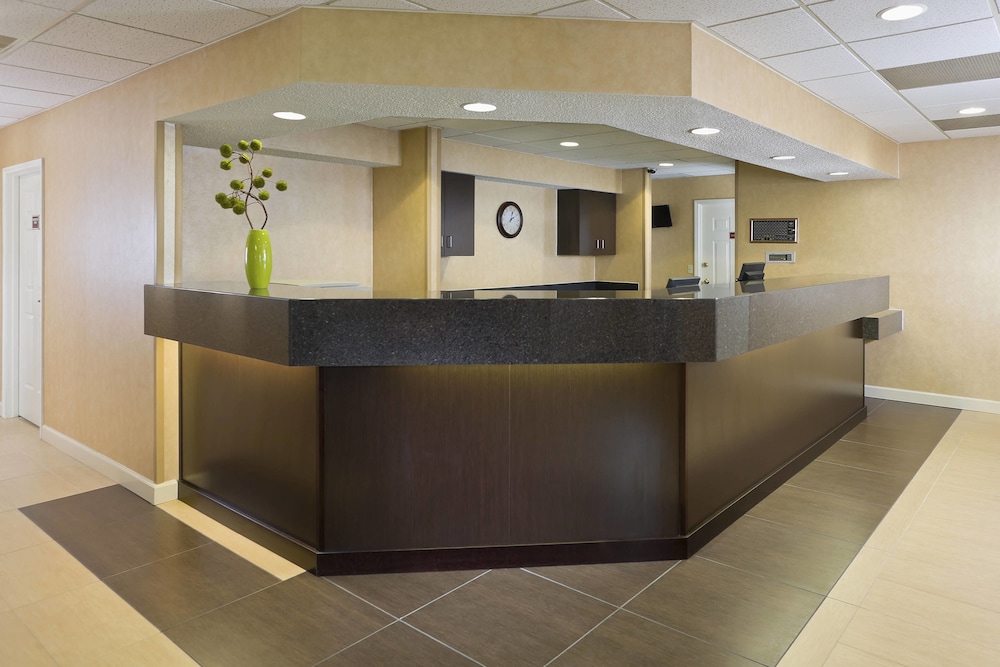 Residence Inn Canton 4/22