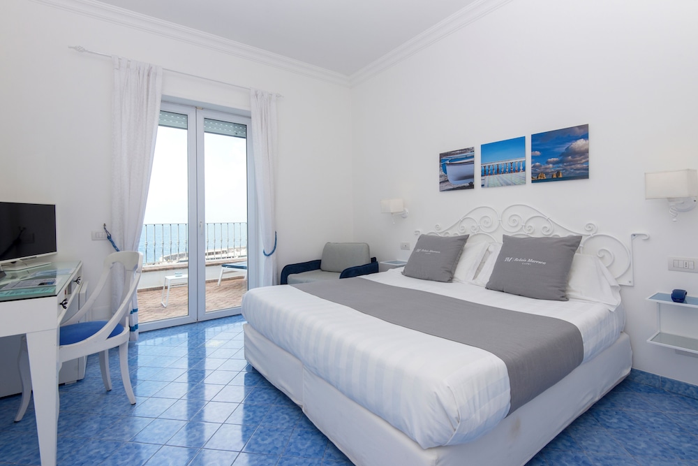 DELUXE, SEA VIEW, TERRACE