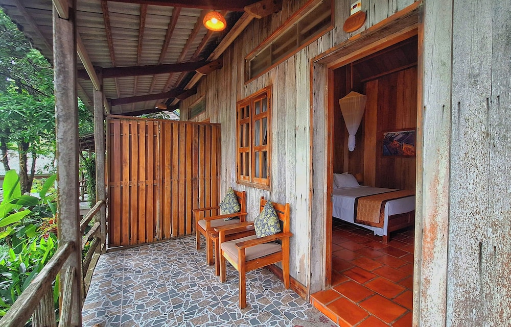 Ancarine Beach Resort 41/72