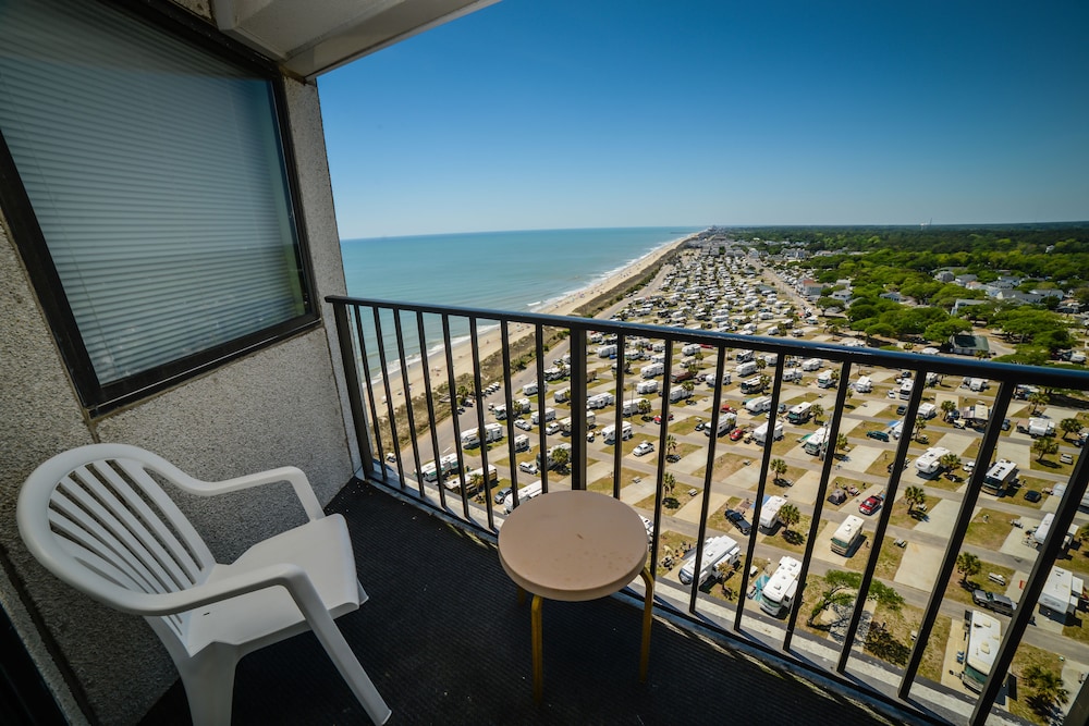 Myrtle Beach Resort by Beach Vacations 68/79