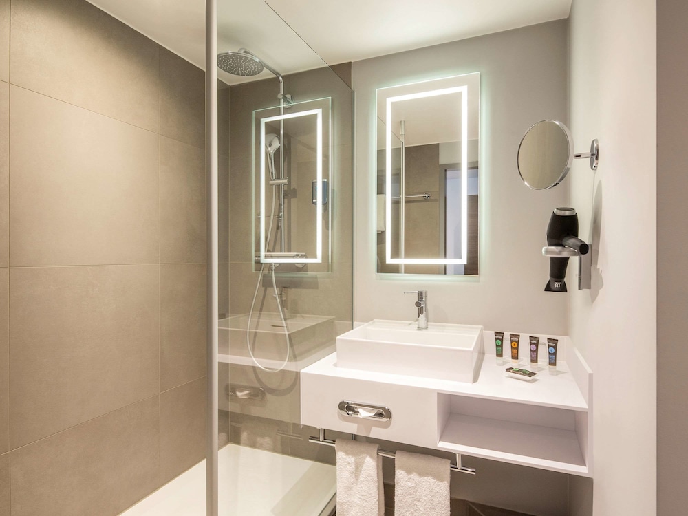 NOVOTEL HAMBURG CITY ALSTER 44/46