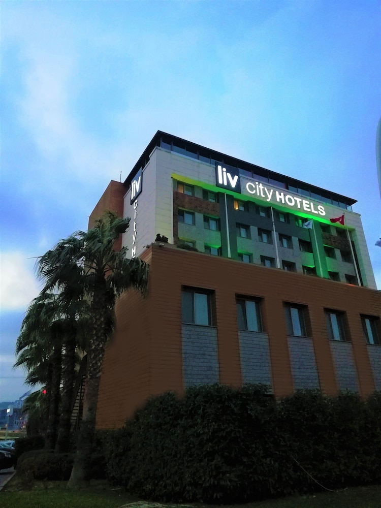 Liv City Hotels 3/69