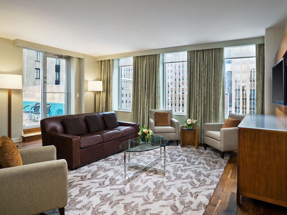 The Westin Minneapolis 23/42