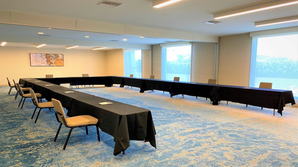 Holiday Inn Los Angeles - Lax Airport 38/51
