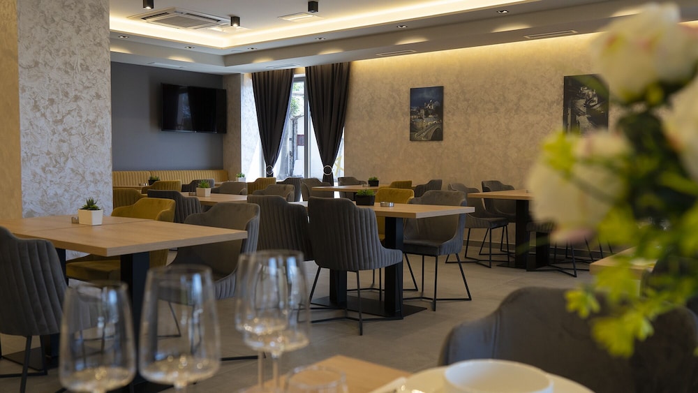 HA Hotel Mostar 35/50