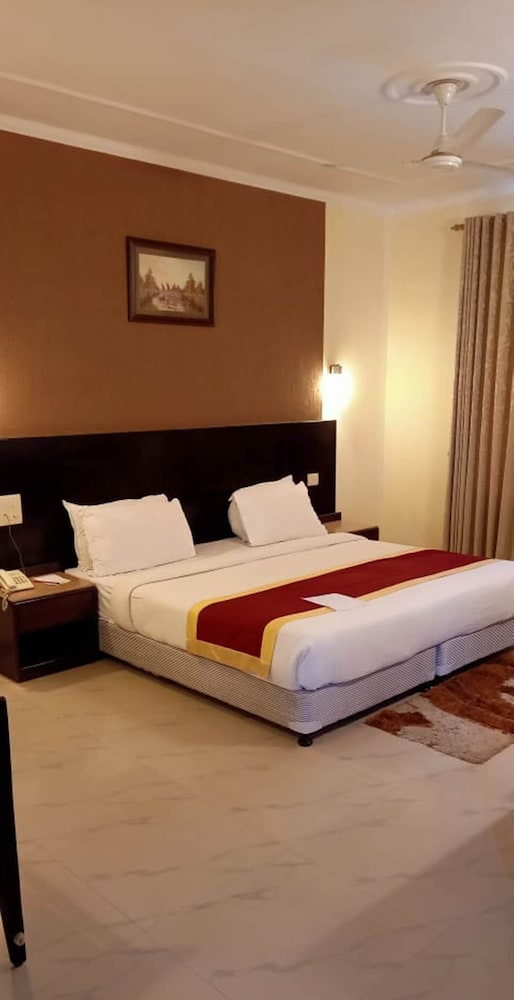 Hotel Uday Residency 9/39