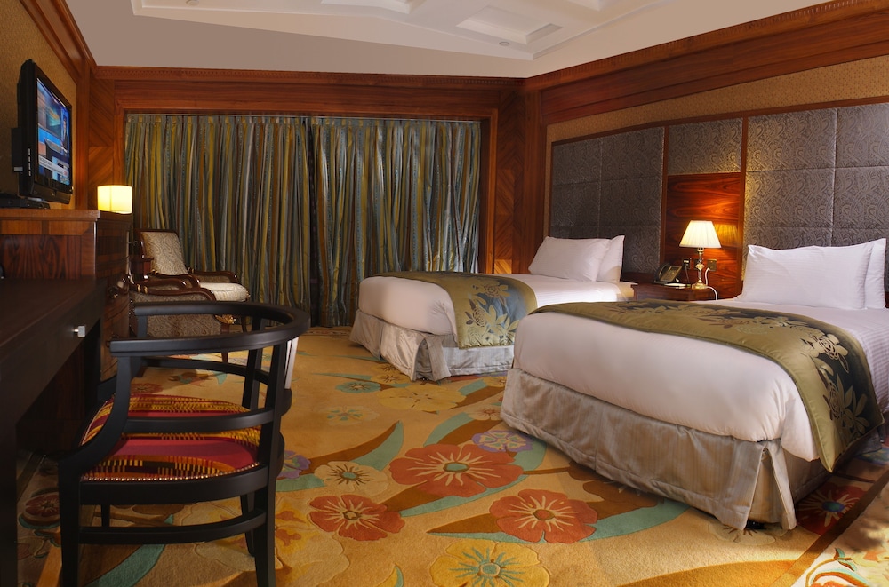 Holiday Inn Kuwait 14/79