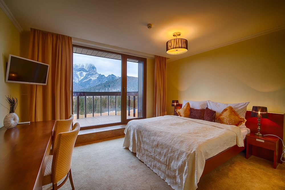 Hotel Montfort 4/30