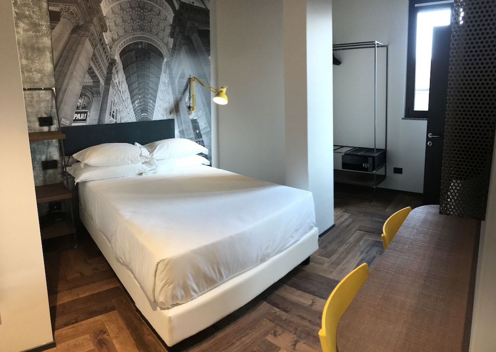 Hotel Roxy 27/49