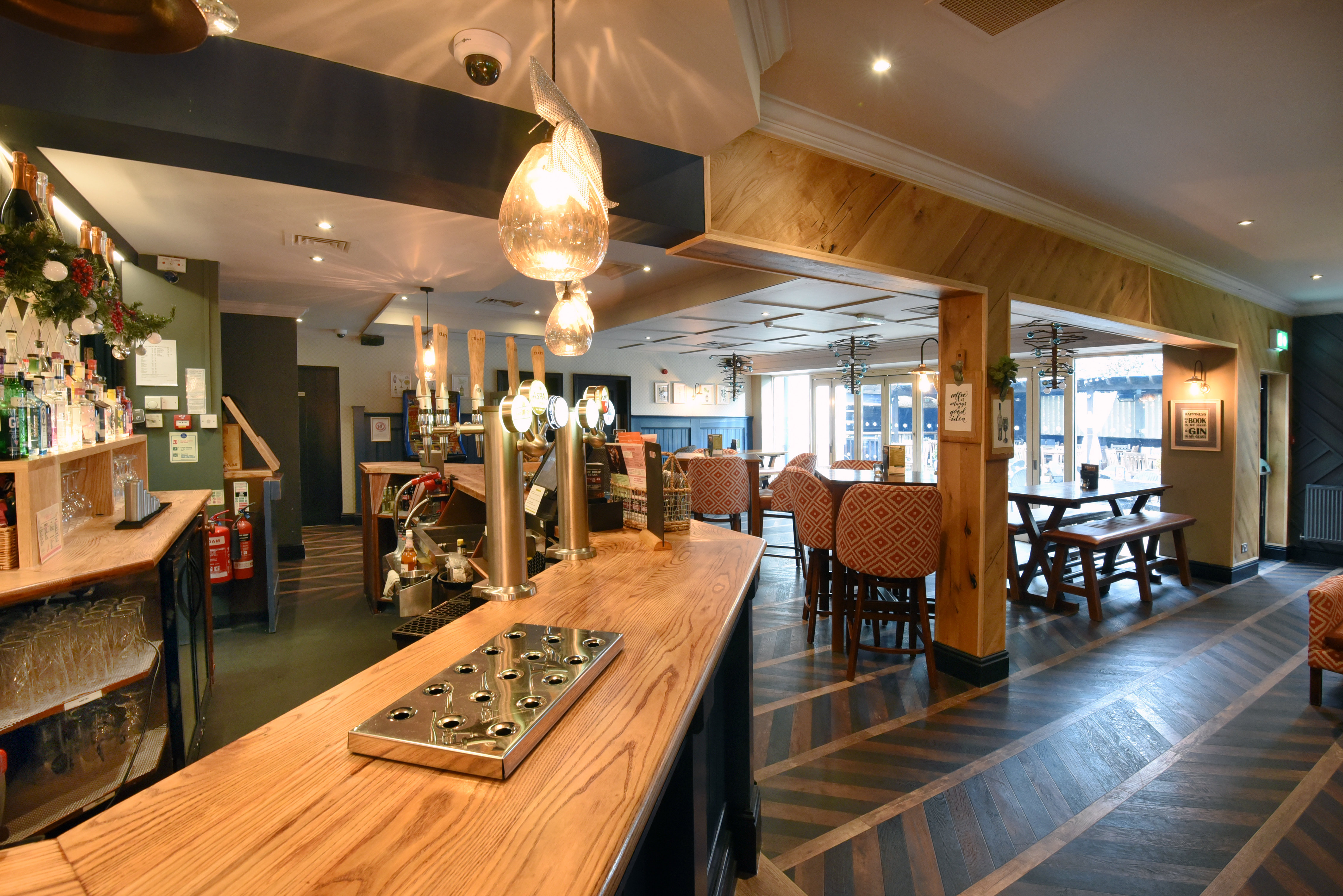 The Waterside Hotel 40/48
