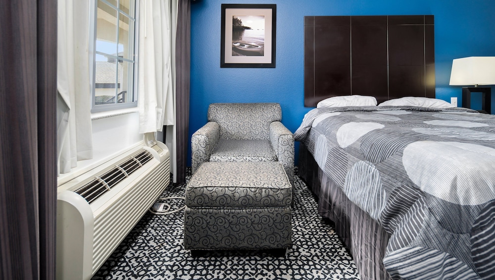 Belmont Inn and Suites 21/58