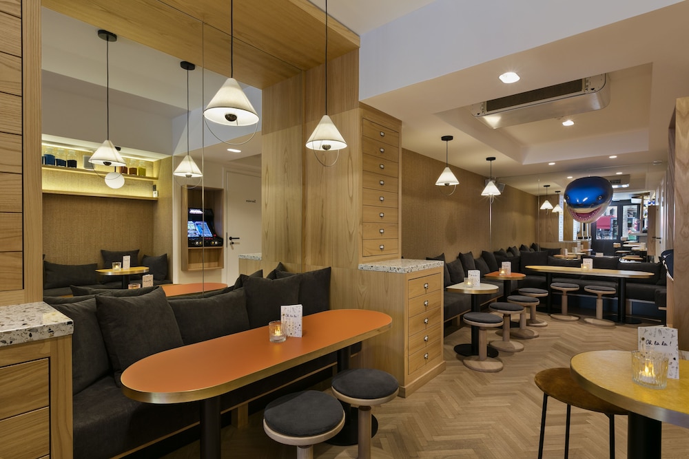 Oh La La Hotel Bar Paris Bastille 22/30