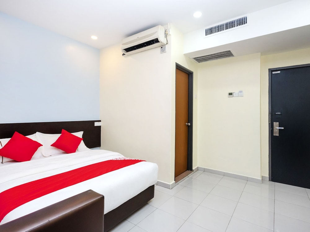 OYO 494 EG Hotel 6/26