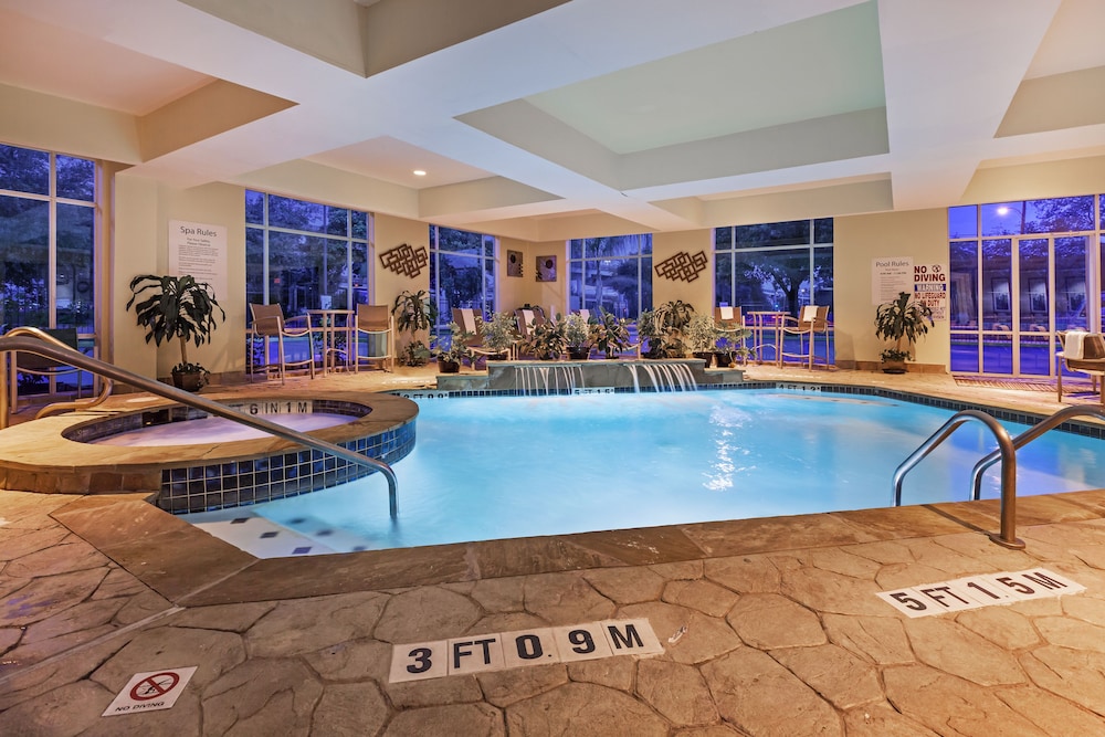 Holiday Inn Express Hotel And Suites Houston Downtown Convention Center 33/72