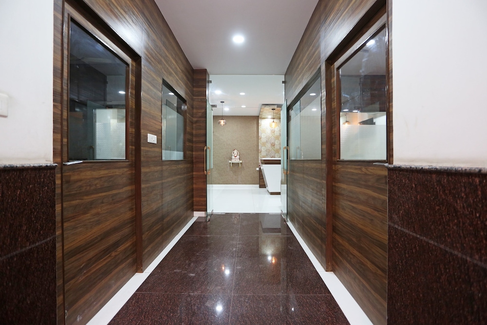 Oyo 9304 Hotel Swastika 7/21