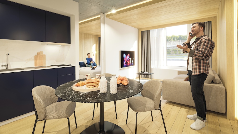 NOTO Hotel 60/69