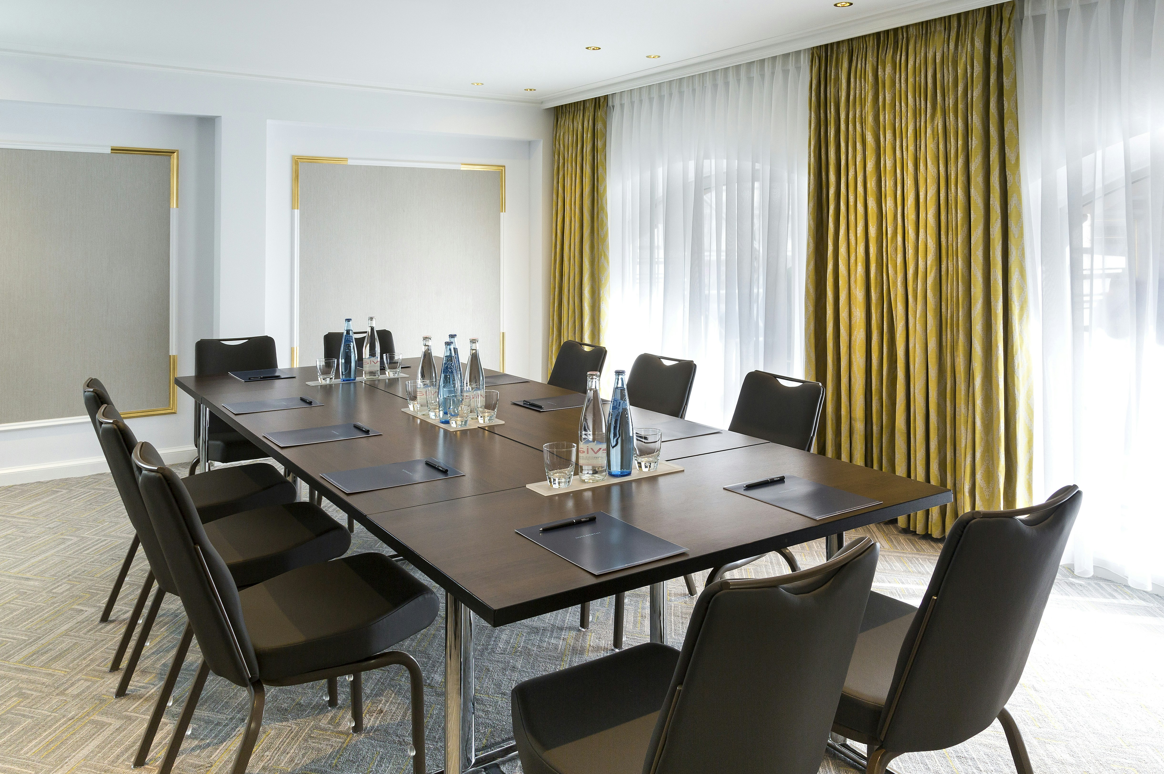 Hilton Paris Opera 73/81
