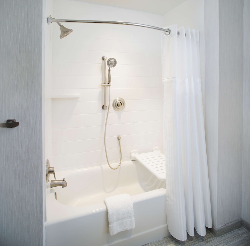 Hilton Garden Inn Dallas Arlington South Tx 11/50