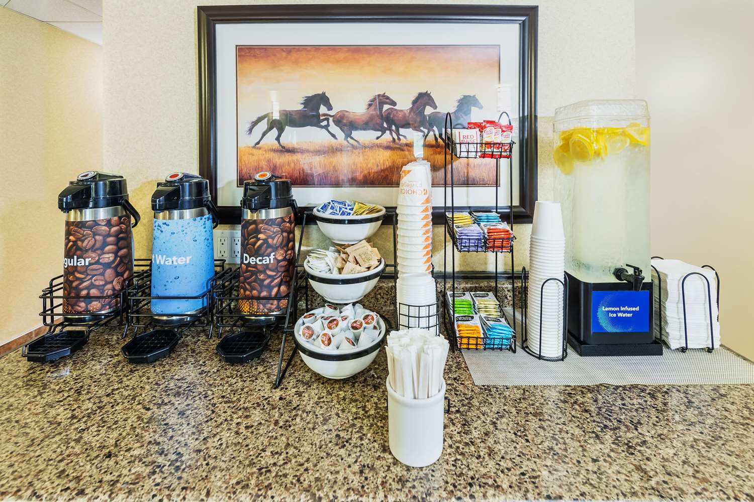Comfort Inn And Suites Edson Yellowhead Highway 7/20