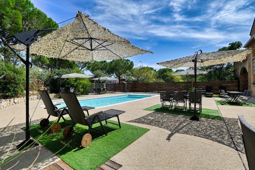 La Villa Martégale 41/50
