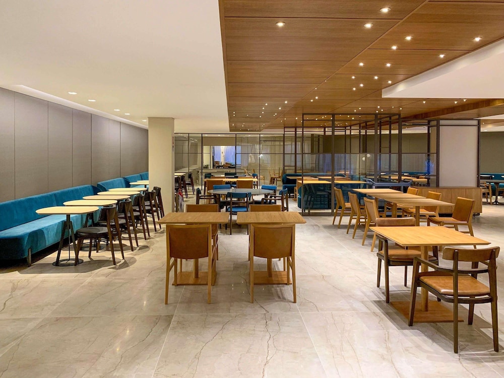 Mercure Itajai Navegantes 37/50