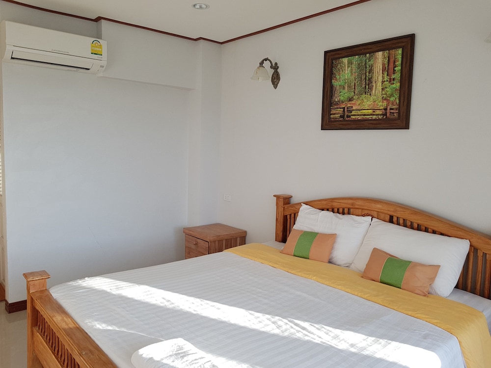 Foresta Hill Resort 12/41