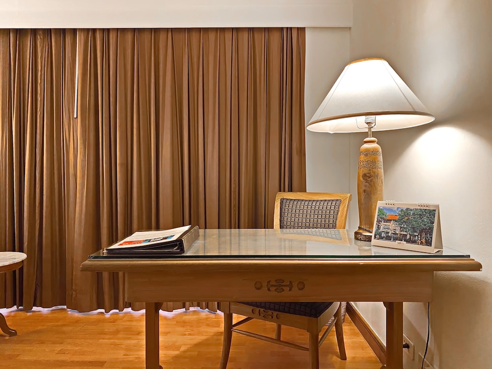 Silom Serene Boutique 54/65