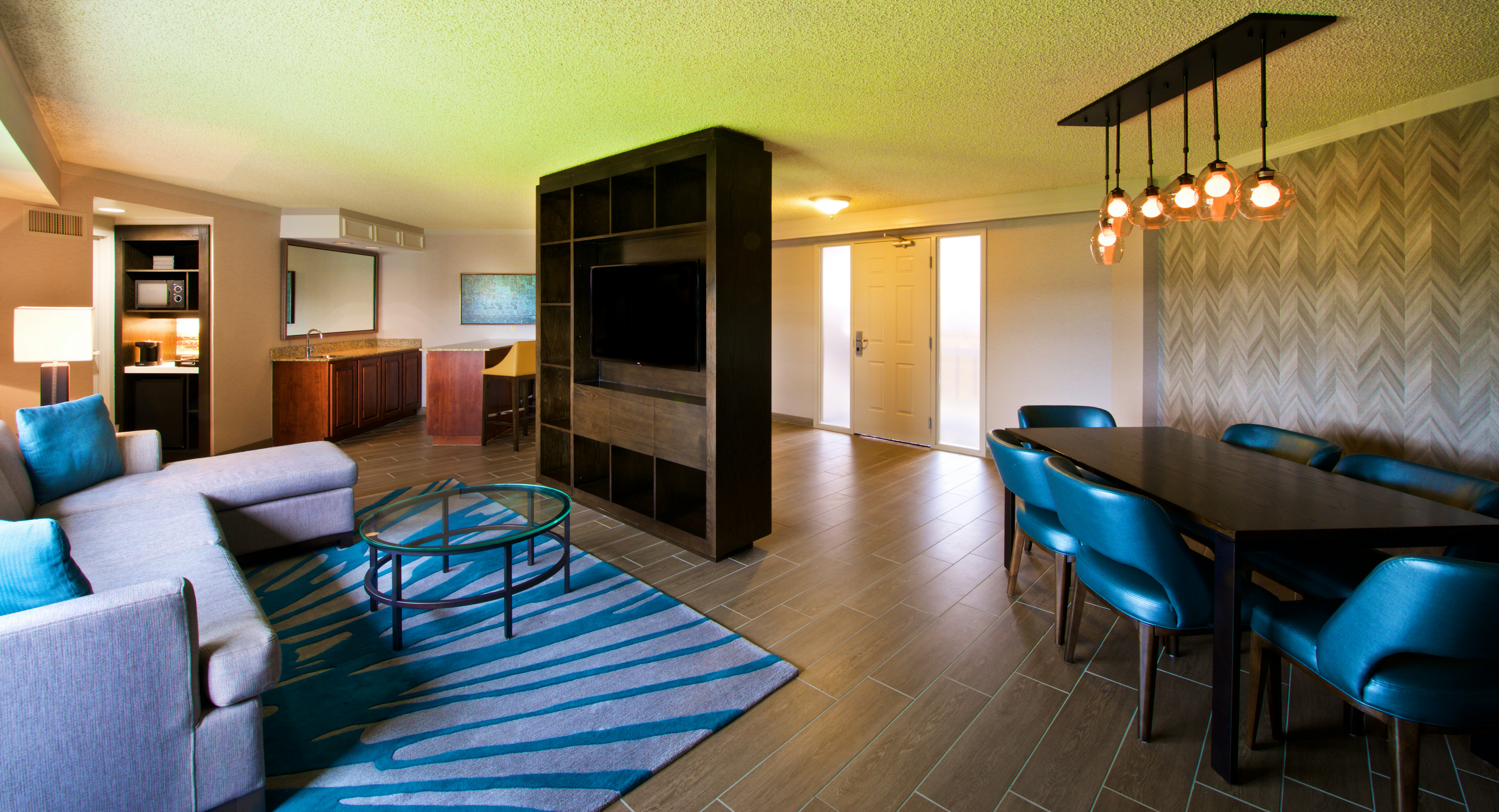 Embassy Suites by Hilton Portland Washington Square 17/36