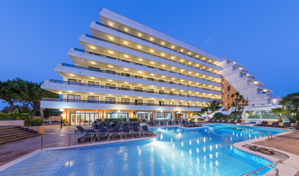 Tropic Park Hotel