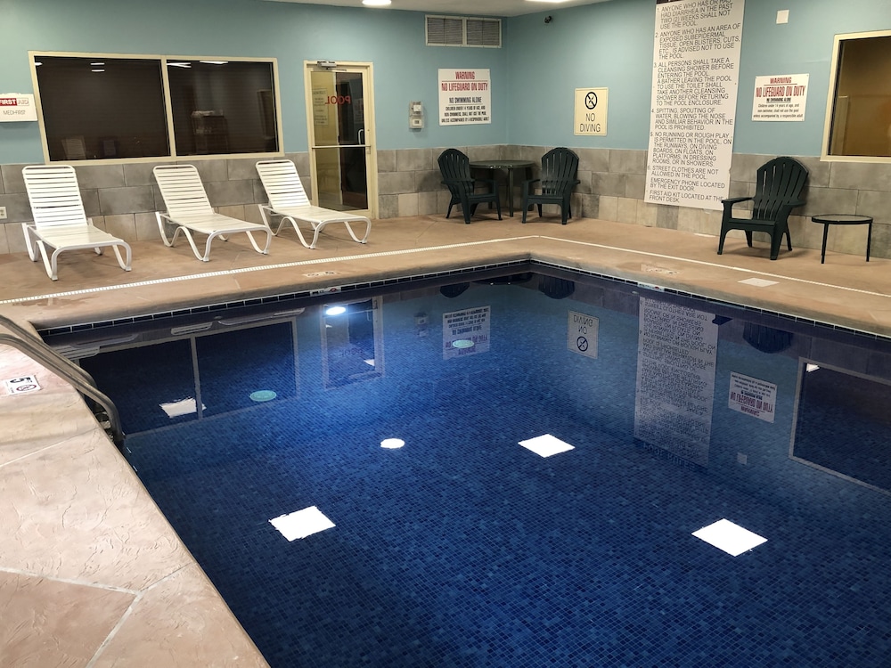 Baymont by Wyndham Fort Wayne 1/21