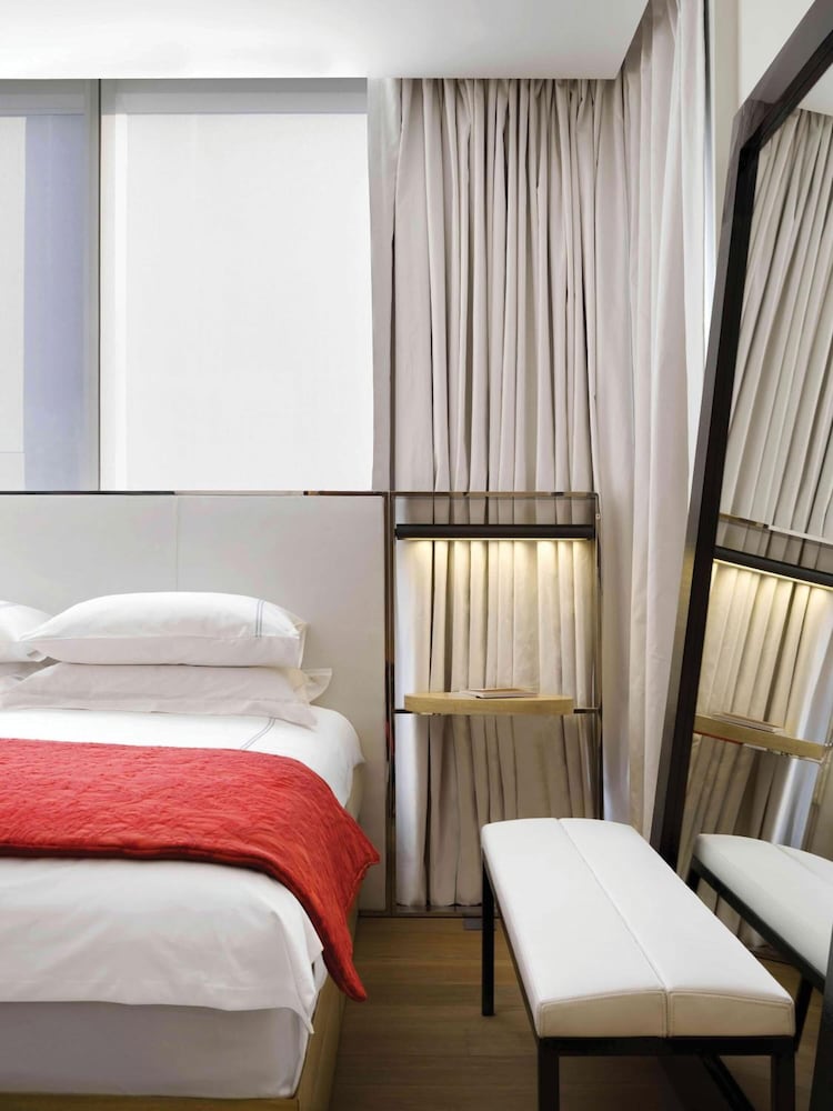 THE JERVOIS 22/50