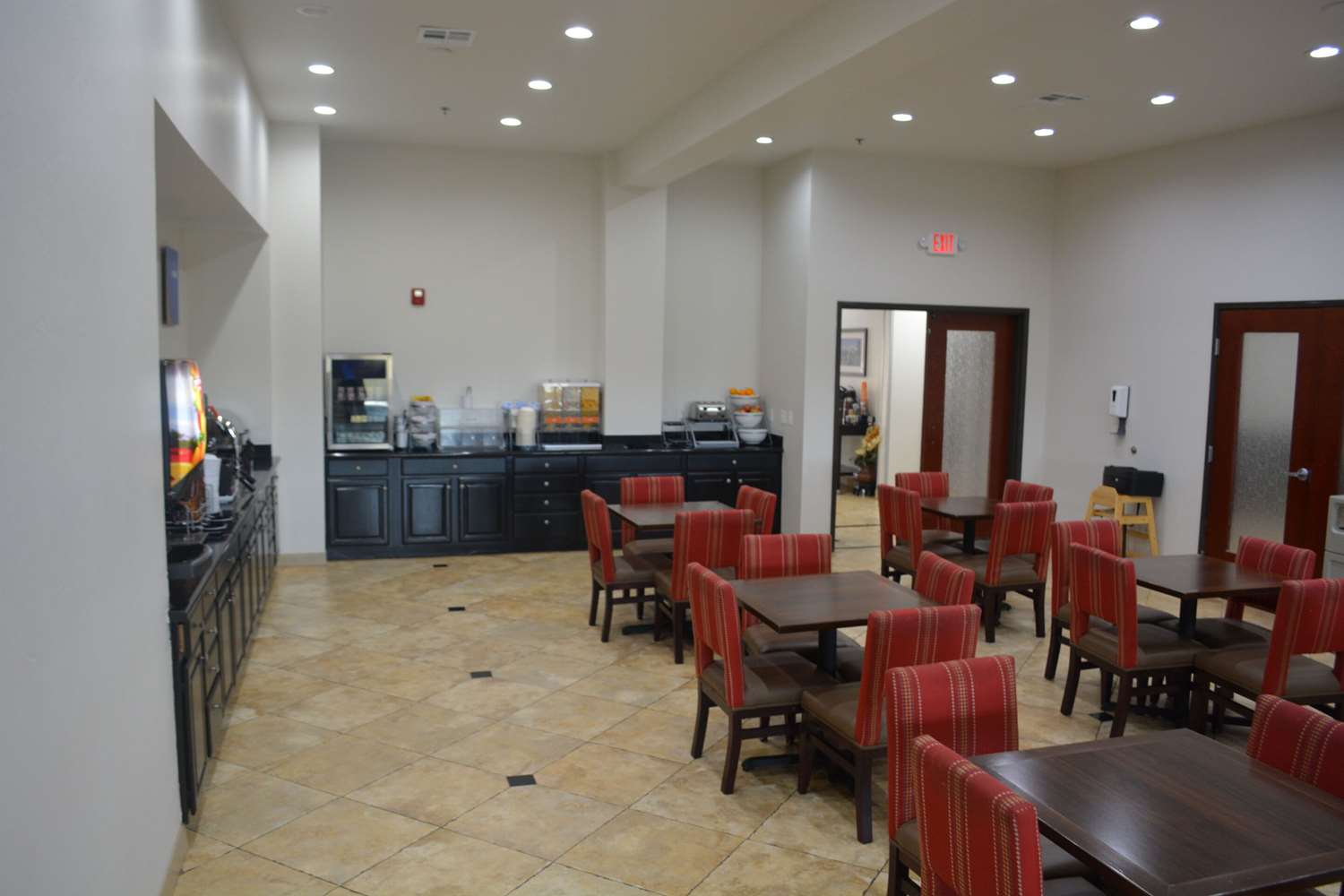 Comfort Suites Yukon SW Oklahoma City 10/17