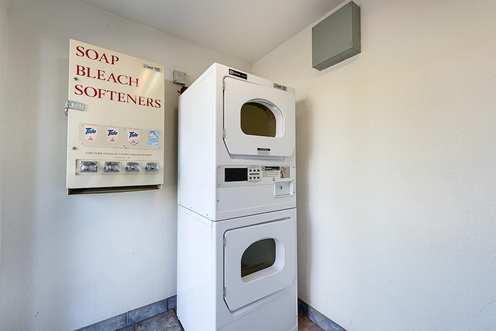 Motel6 Carson City, NV 41/66
