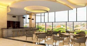 Braling Grand Hotel by Azana 42/58